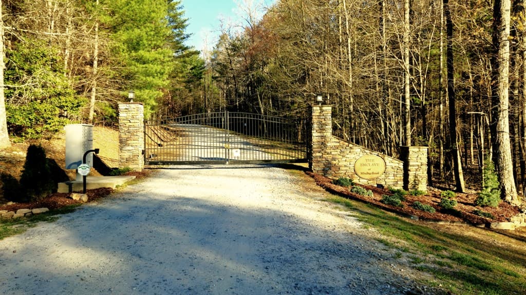 211 Winding Brook Trail, Morganton GA 30560 - Photo