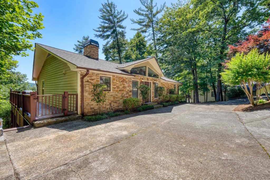 276 Lancelot Loop, Clayton GA 30525 - Photo
