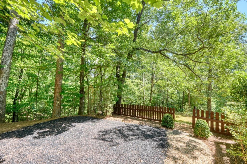 276 Lancelot Loop, Clayton GA 30525 - Photo