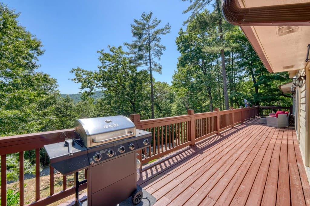 276 Lancelot Loop, Clayton GA 30525 - Photo