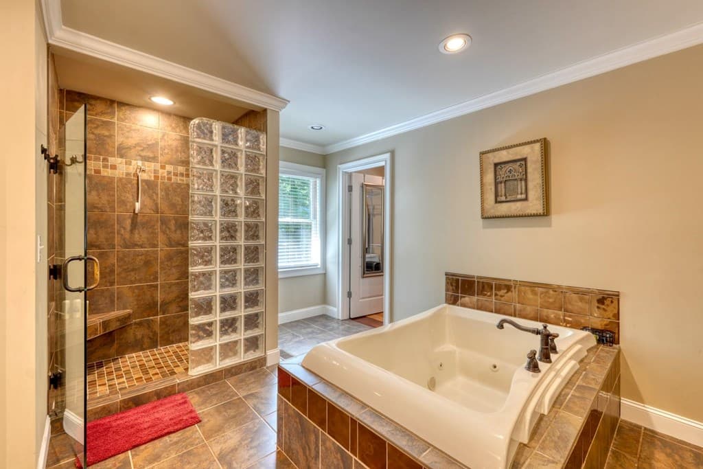 276 Lancelot Loop, Clayton GA 30525 - Photo
