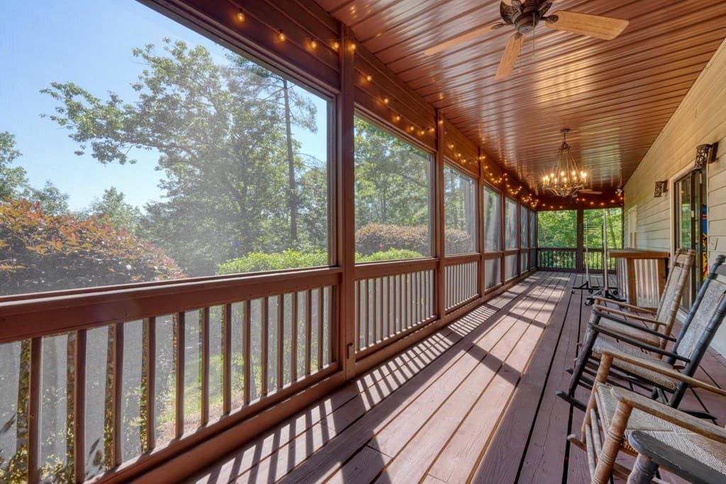 276 Lancelot Loop, Clayton GA 30525 - Photo