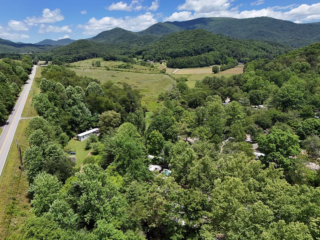 119 Heather Drive, Blairsville GA 30512 - Photo