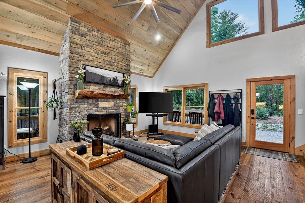 270 Wild Oaks Way, Ellijay GA 30540 - Photo