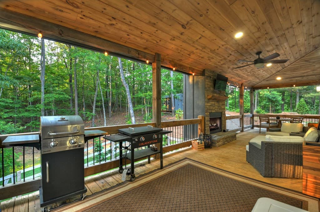 270 Wild Oaks Way, Ellijay GA 30540 - Photo