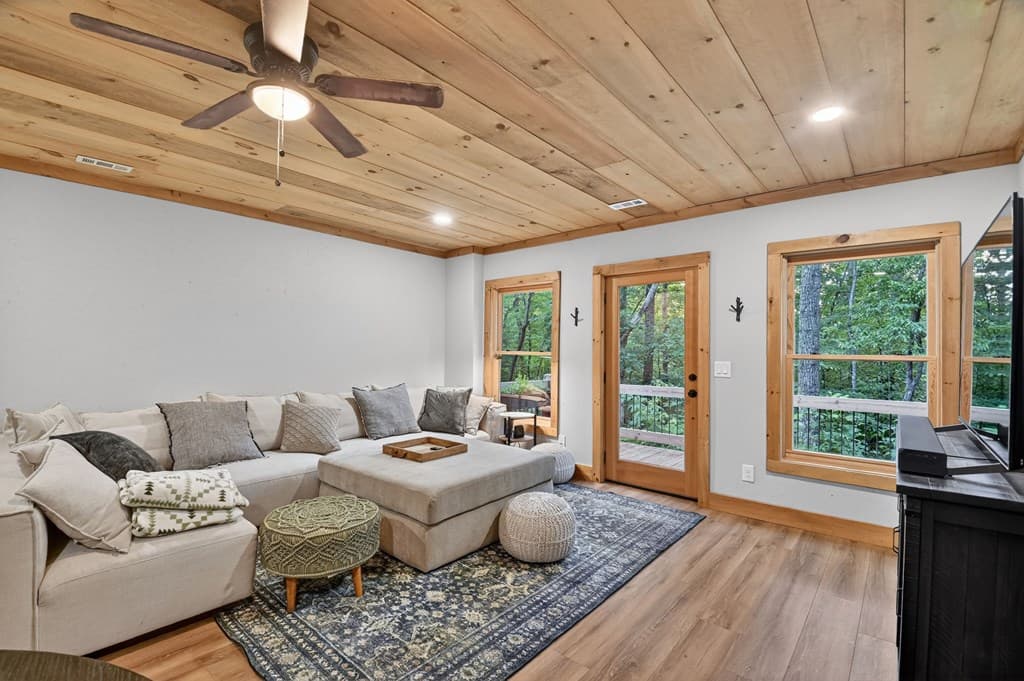 270 Wild Oaks Way, Ellijay GA 30540 - Photo