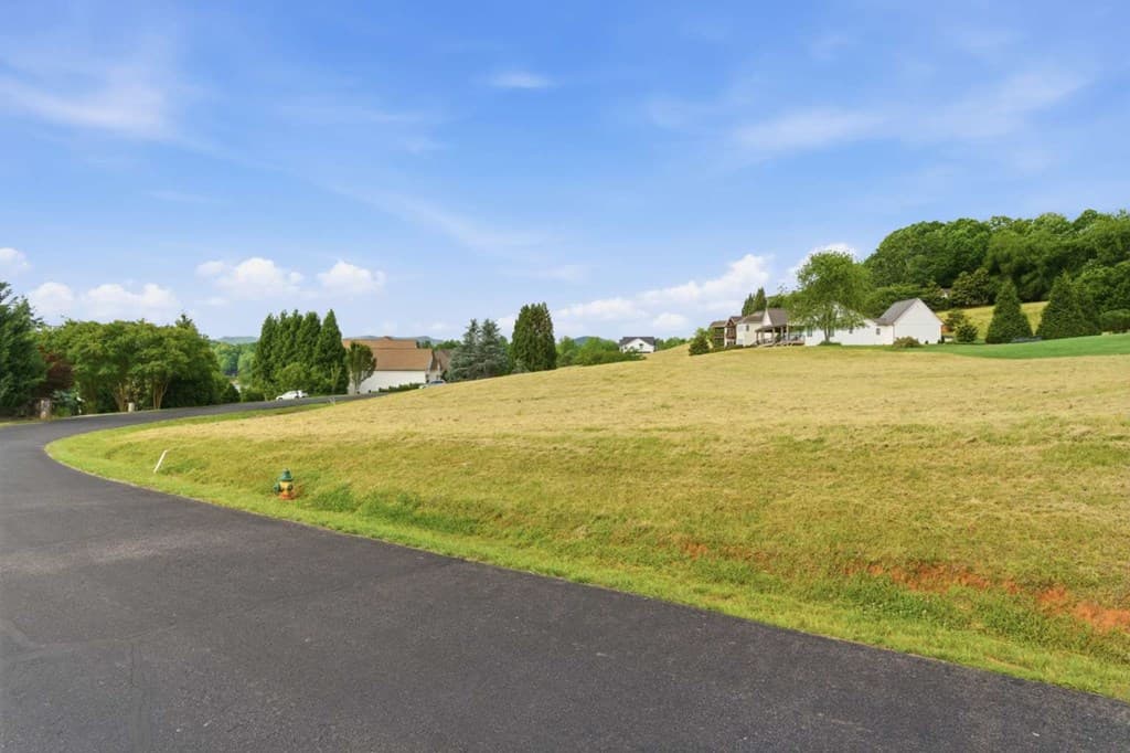 25 Mcintosh Circle, Hayesville NC 28904 - Photo