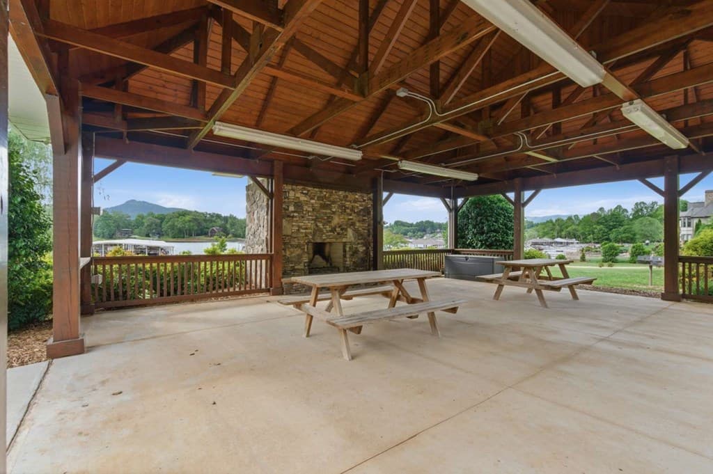 25 Mcintosh Circle, Hayesville NC 28904 - Photo