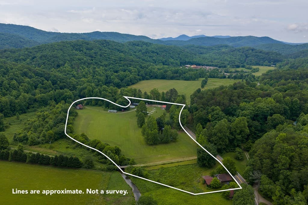 13431 Hwy 68, Tellico Plains TN 37385 - Photo