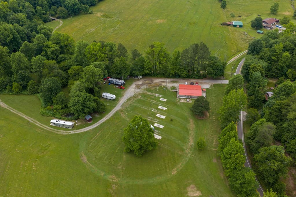 13431 Hwy 68, Tellico Plains TN 37385 - Photo