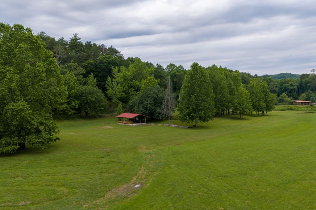 13431 Hwy 68, Tellico Plains TN 37385 - Photo