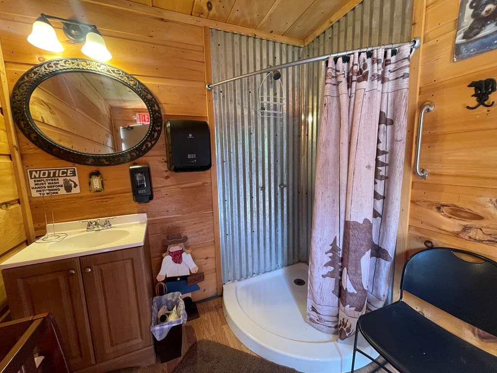 13431 Hwy 68, Tellico Plains TN 37385 - Photo