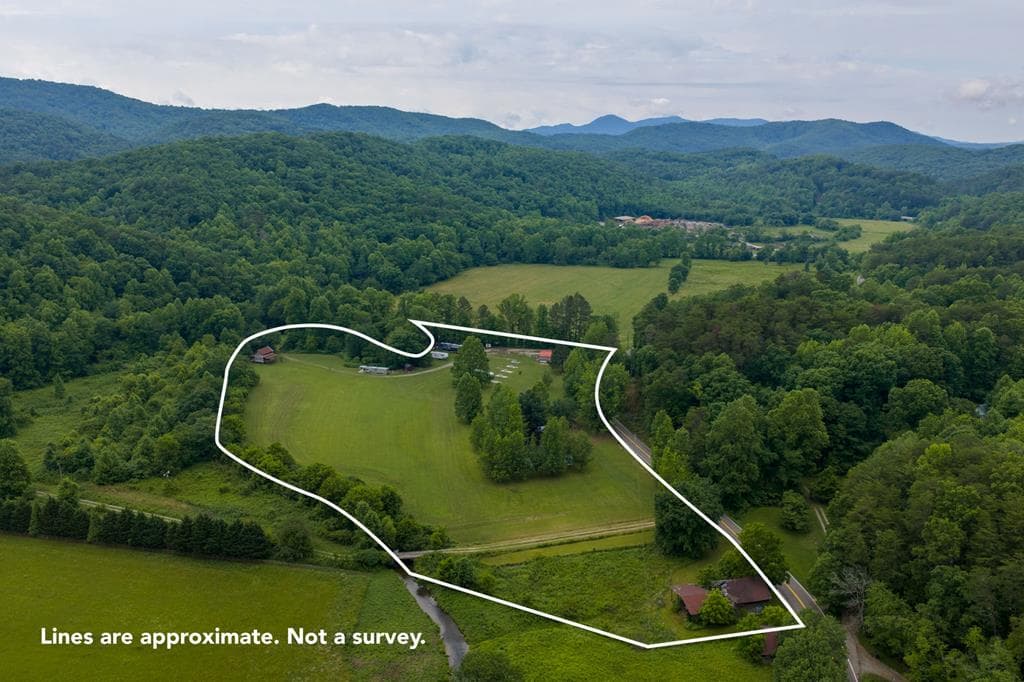 13431 Hwy 68, Tellico Plains TN 37385 - Primary photo