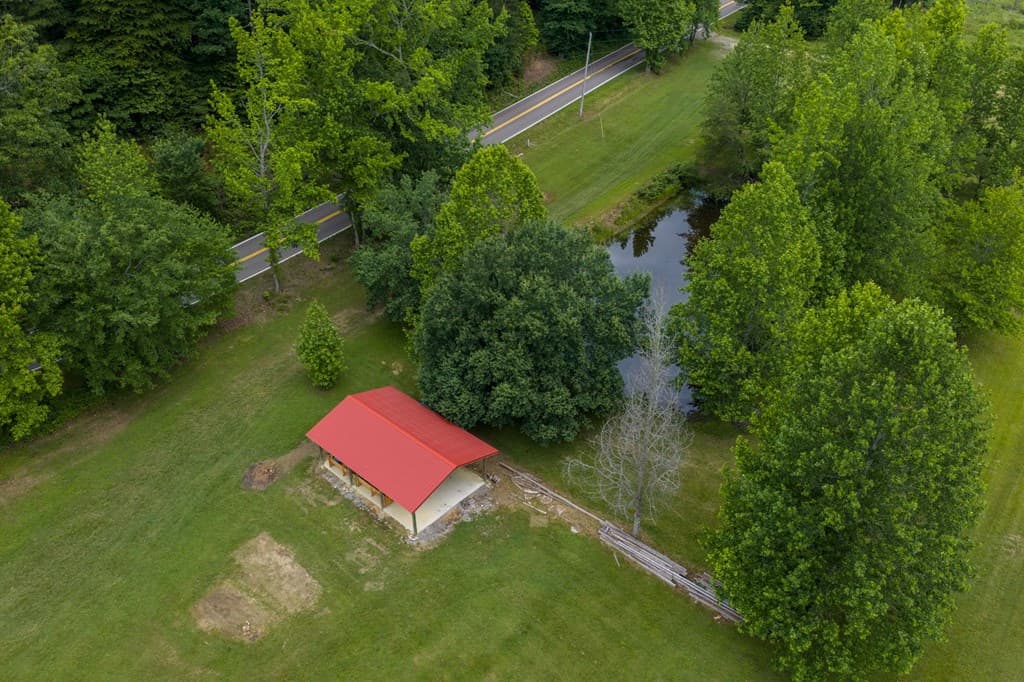 13431 Hwy 68, Tellico Plains TN 37385 - Photo