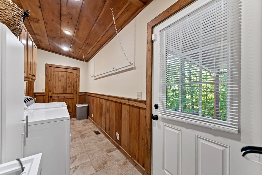 169 Walnut Mountain Road, Ellijay GA 30540 - Photo