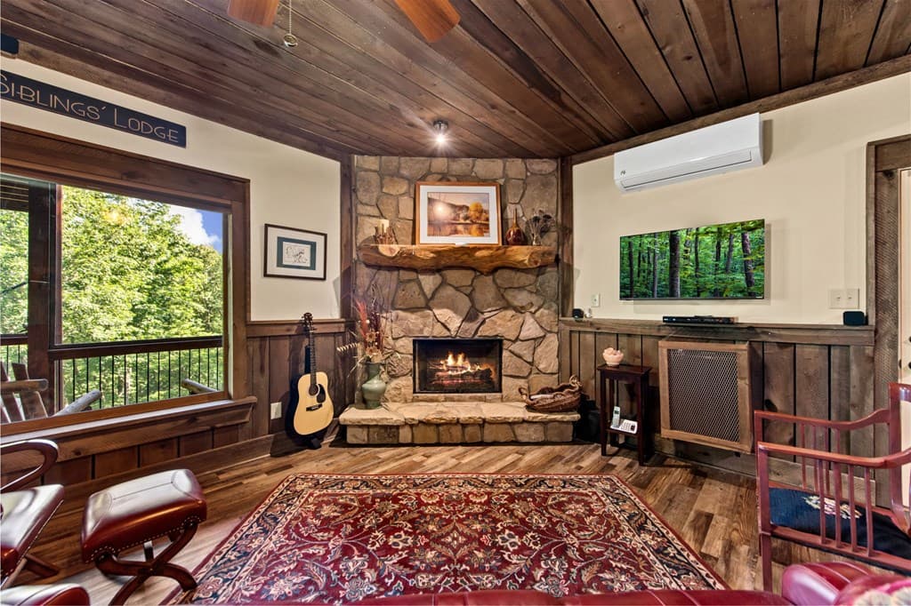 169 Walnut Mountain Road, Ellijay GA 30540 - Photo