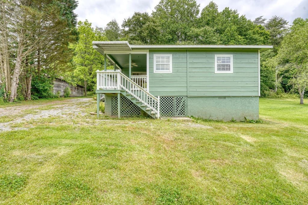 233 Messer Rd (3), Warne NC 28909 - Photo