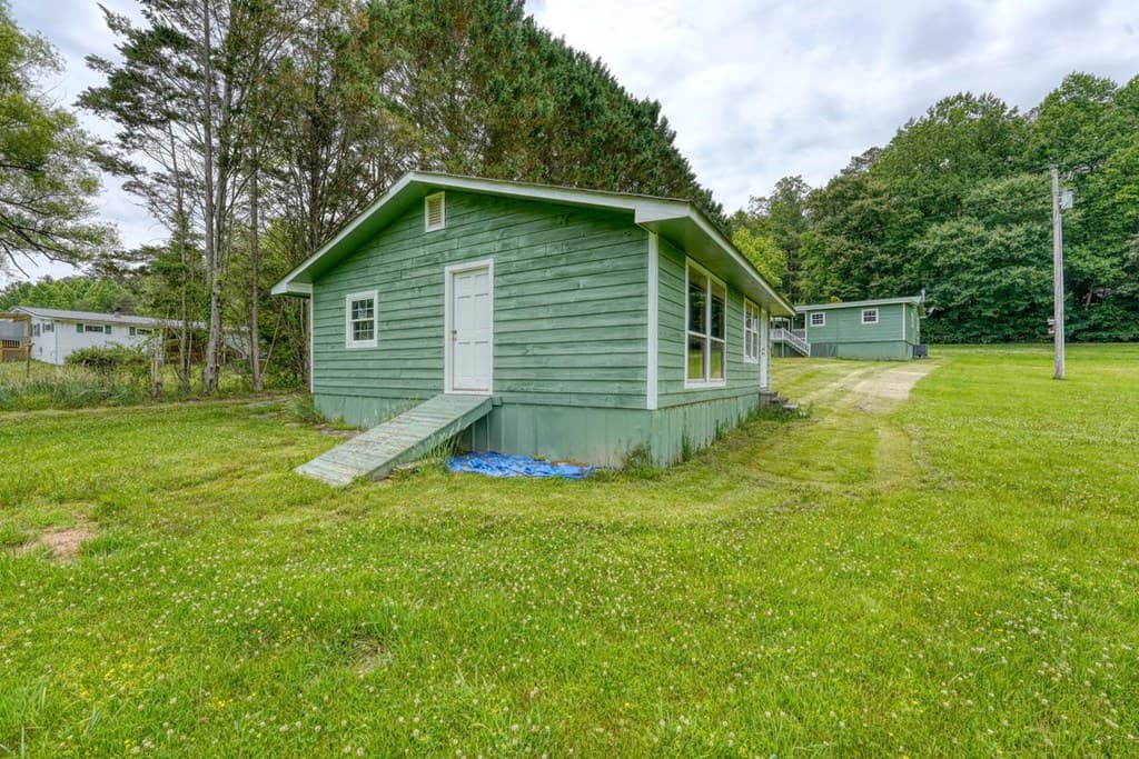 233 Messer Rd (3), Warne NC 28909 - Photo