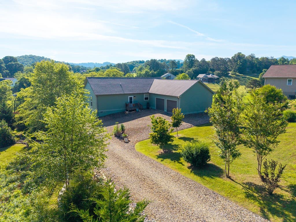 1358 Brasstown Ck Meadows, Young Harris GA 30582 - Photo