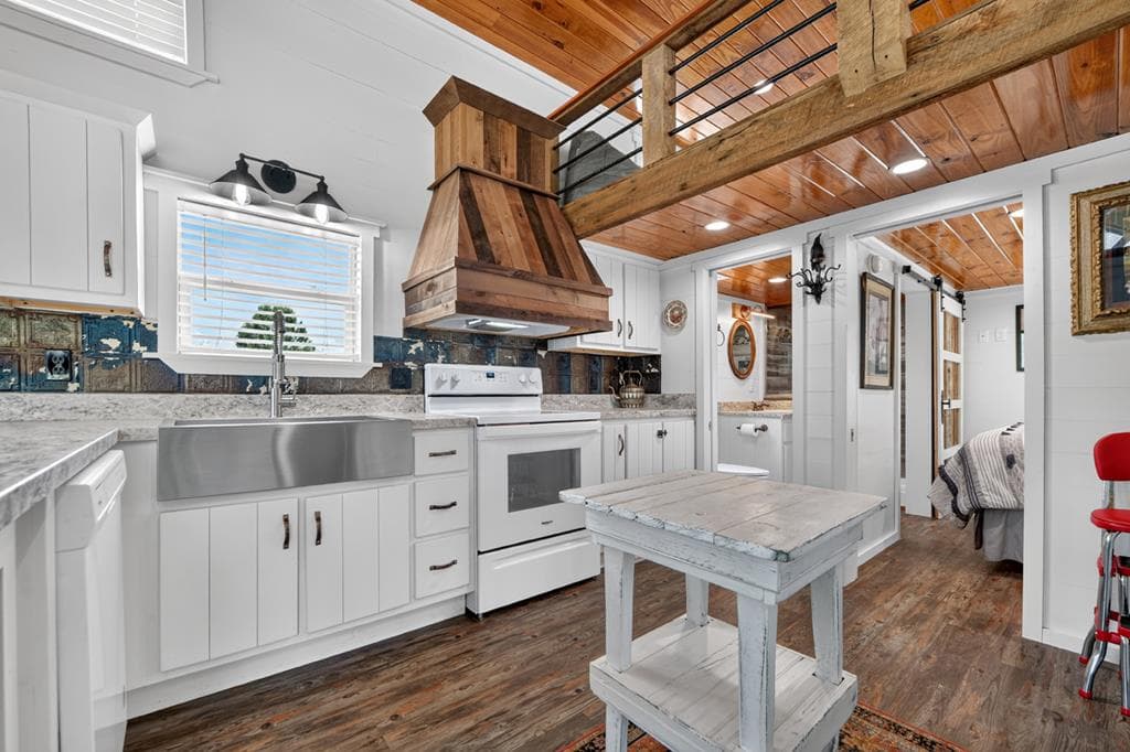 476, 478 Lapidary Lane, Young Harris GA 30582 - Photo