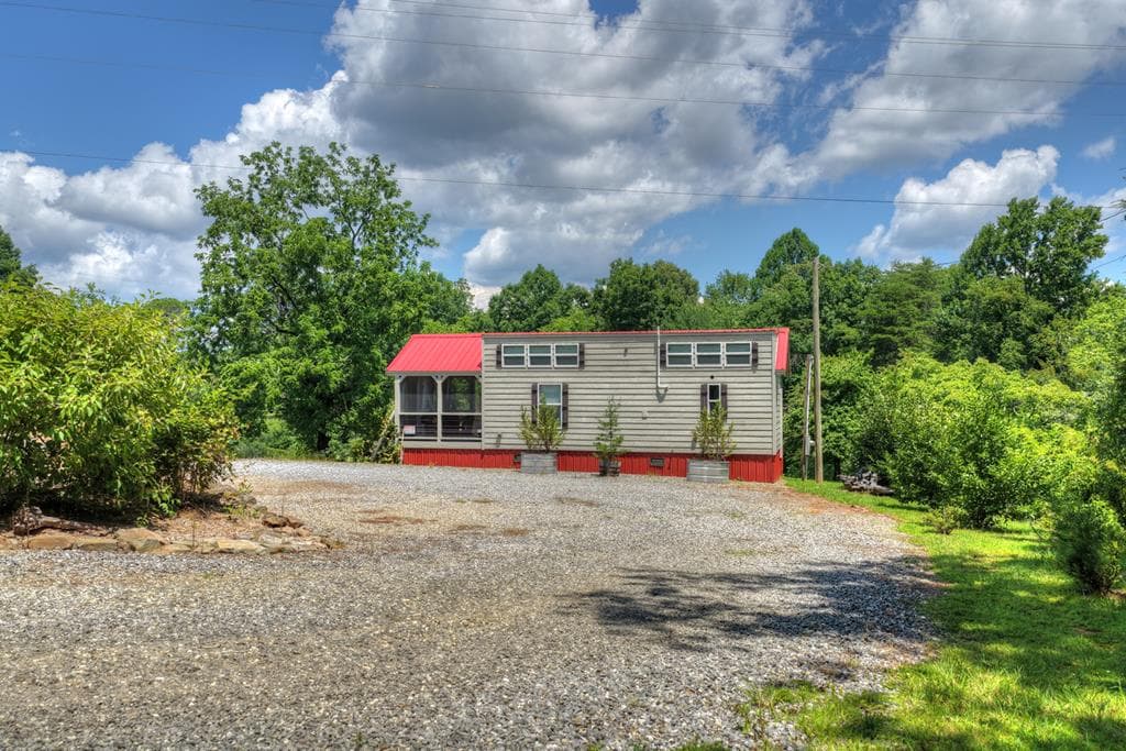 476, 478 Lapidary Lane, Young Harris GA 30582 - Photo