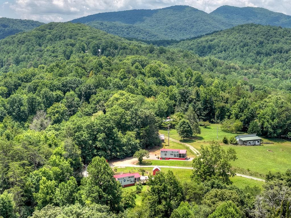 476, 478 Lapidary Lane, Young Harris GA 30582 - Photo