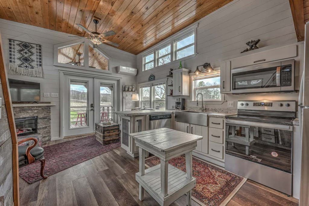 476, 478 Lapidary Lane, Young Harris GA 30582 - Photo