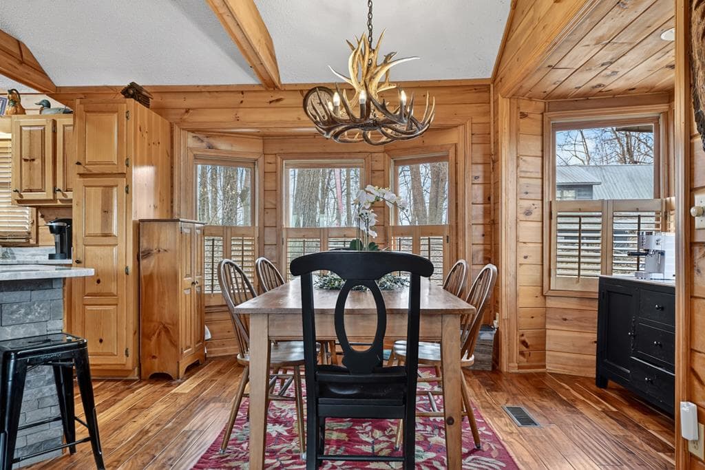 1189 Walnut Ridge, Ellijay GA 30536 - Photo