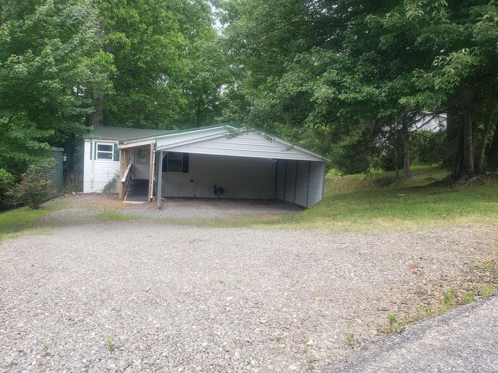 472 Barnard Road, Hayesville NC 28904 - Photo