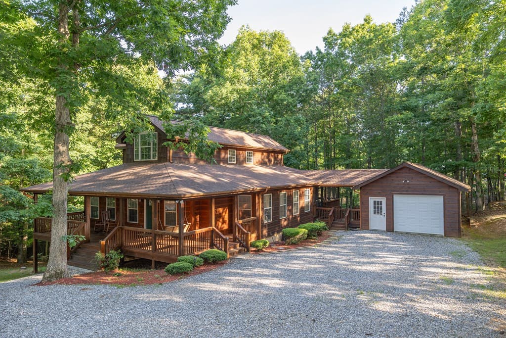 182 Oak Hills Drive, Morganton GA 30560 - Photo