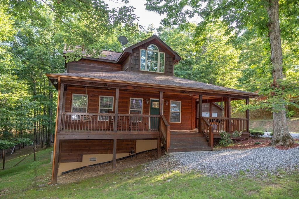 182 Oak Hills Drive, Morganton GA 30560 - Photo