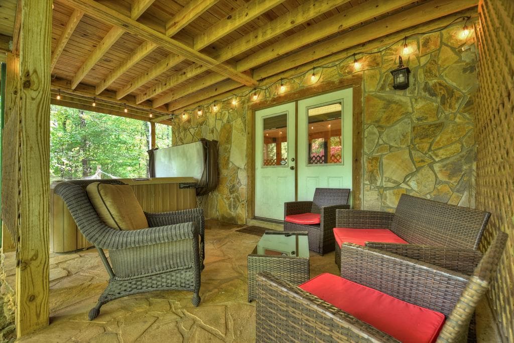 210 Indian Lake Road, Mineral Bluff GA 30559 - Photo
