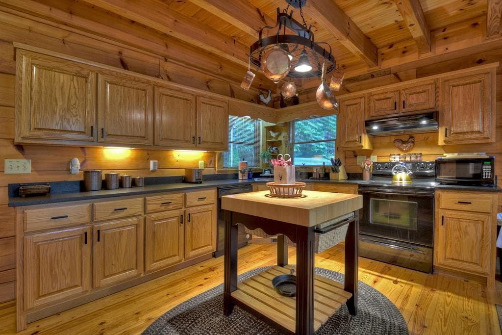 210 Indian Lake Road, Mineral Bluff GA 30559 - Photo
