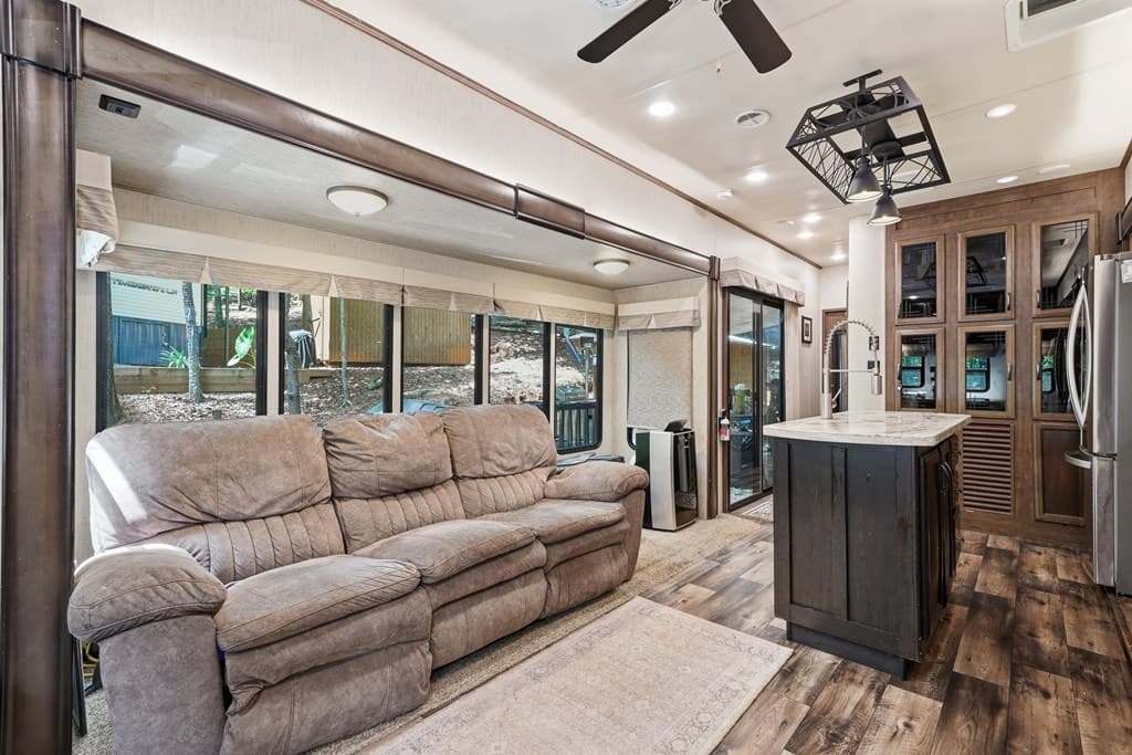 196 25th Street, Ellijay GA 30054 - Photo