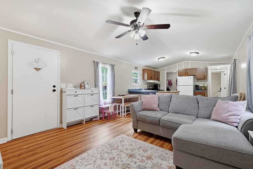 4308 SE Scott Brown Road, Fairmount GA 30139 - Photo
