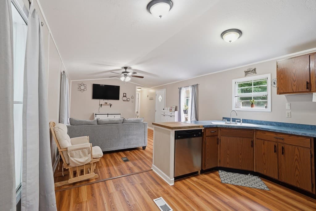 4308 SE Scott Brown Road, Fairmount GA 30139 - Photo