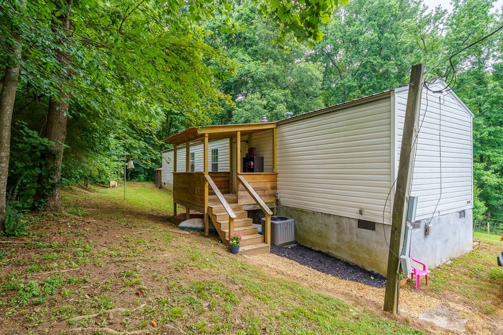 4308 SE Scott Brown Road, Fairmount GA 30139 - Photo