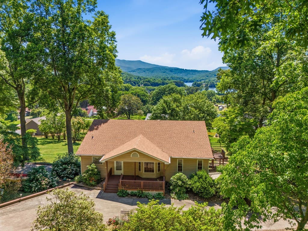 651 Mcridge Road, Hiawassee GA 30564 - Photo