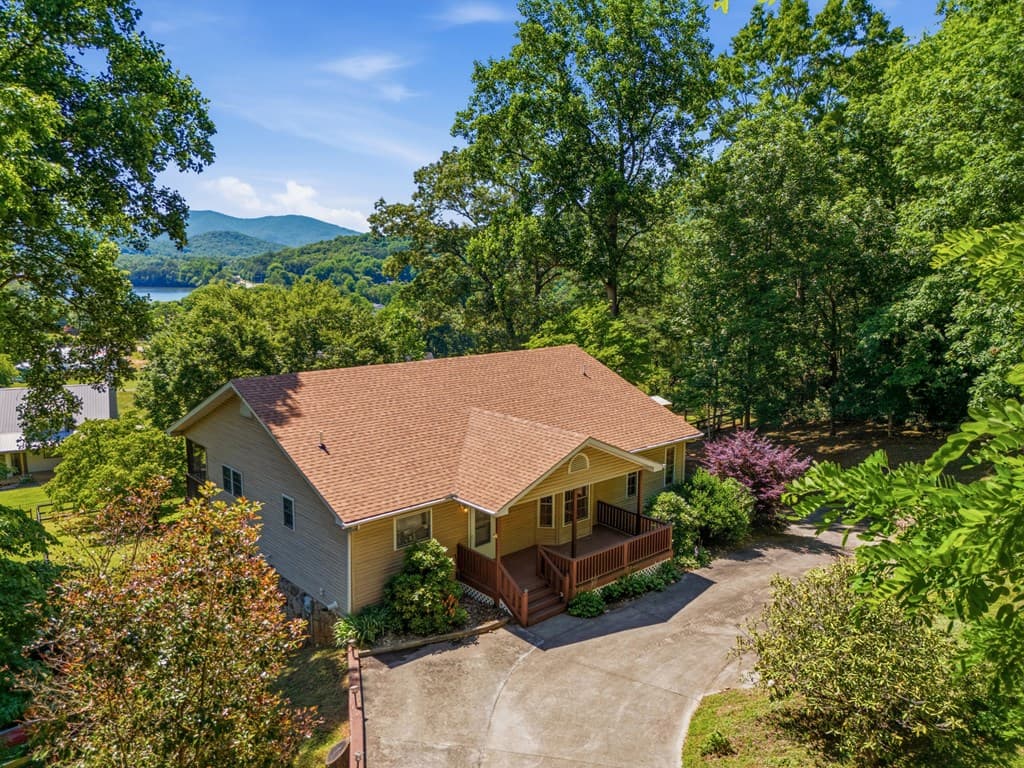 651 Mcridge Road, Hiawassee GA 30564 - Photo