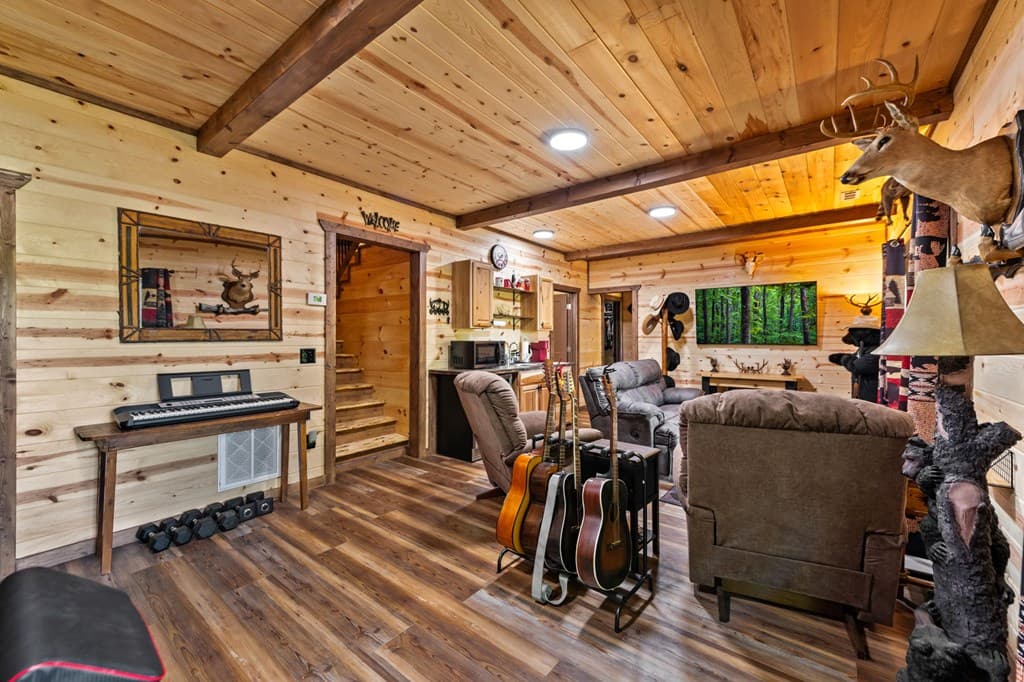 309 Elmwood Circle, Ellijay GA 30540 - Photo