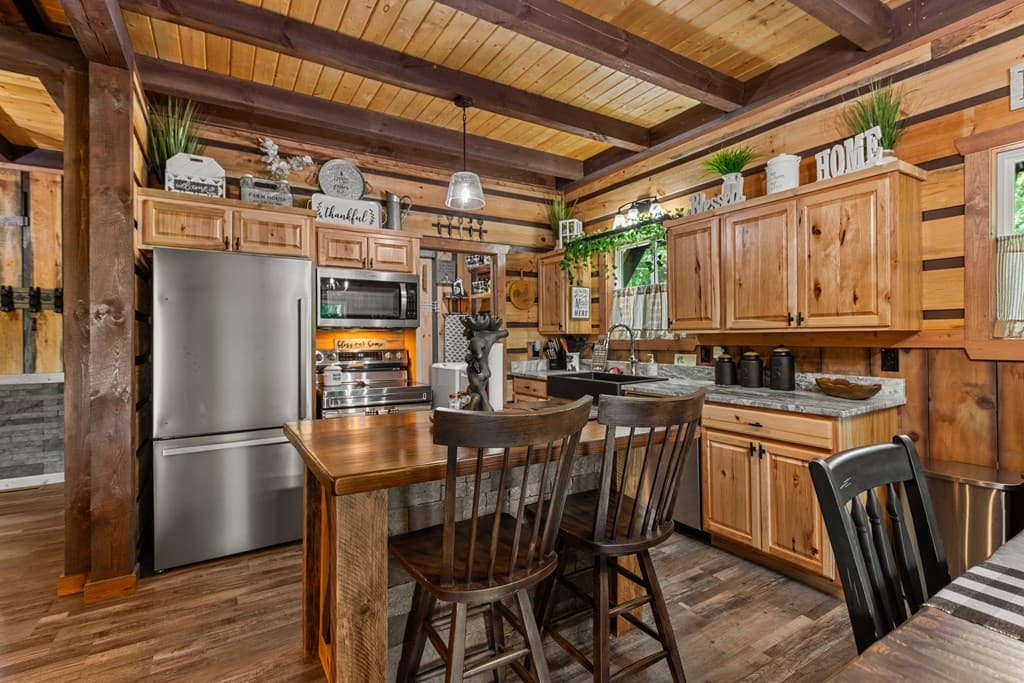 309 Elmwood Circle, Ellijay GA 30540 - Photo