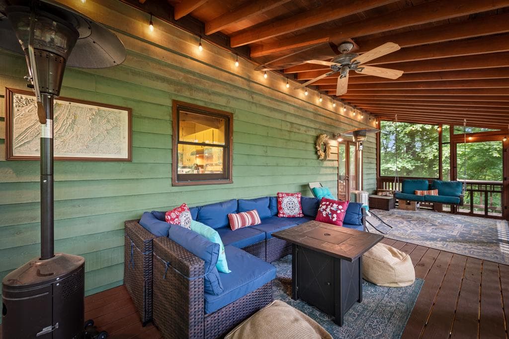 421 Twin Creeks, Blue Ridge GA 30513 - Photo