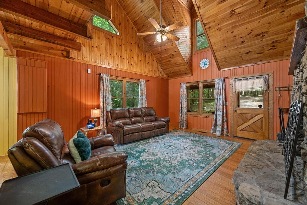 421 Twin Creeks, Blue Ridge GA 30513 - Photo
