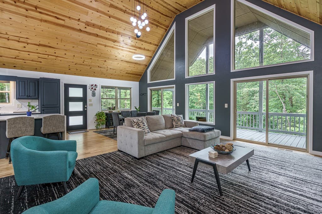135 Heritage Trail, Brasstown NC 28902 - Photo