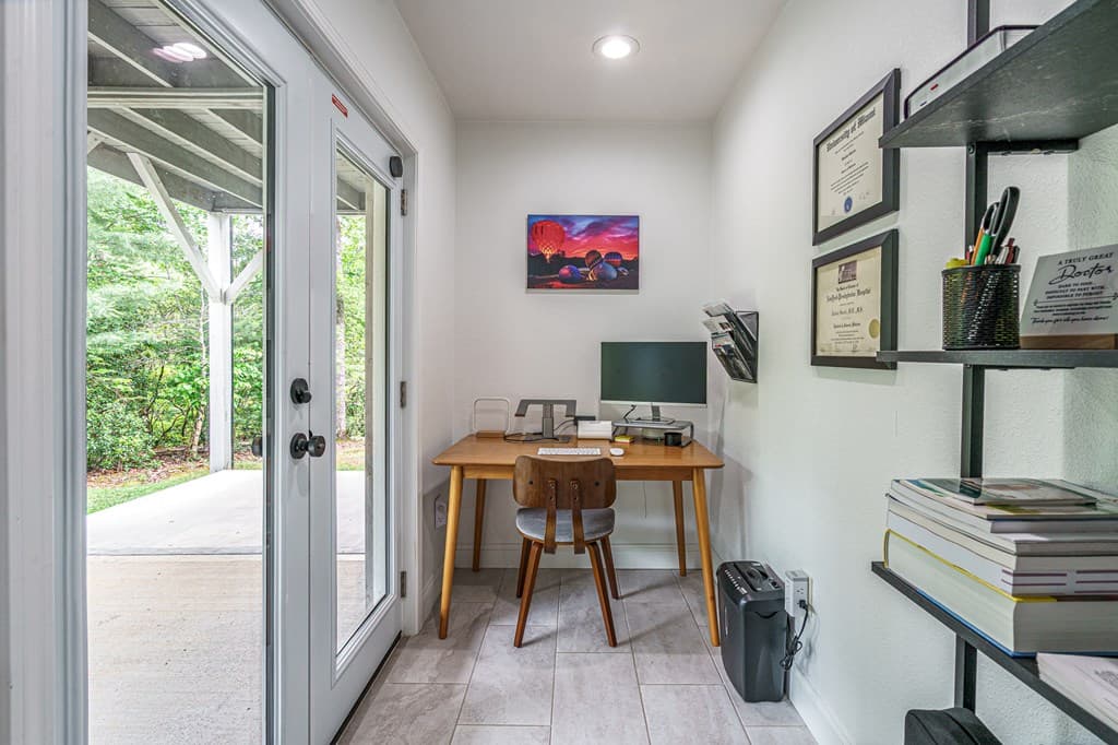 135 Heritage Trail, Brasstown NC 28902 - Photo