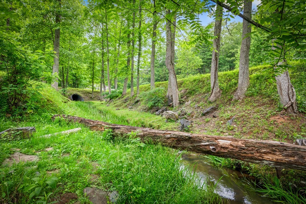 1898 Kimsey Dairy Road, Turtletown TN 37391 - Photo