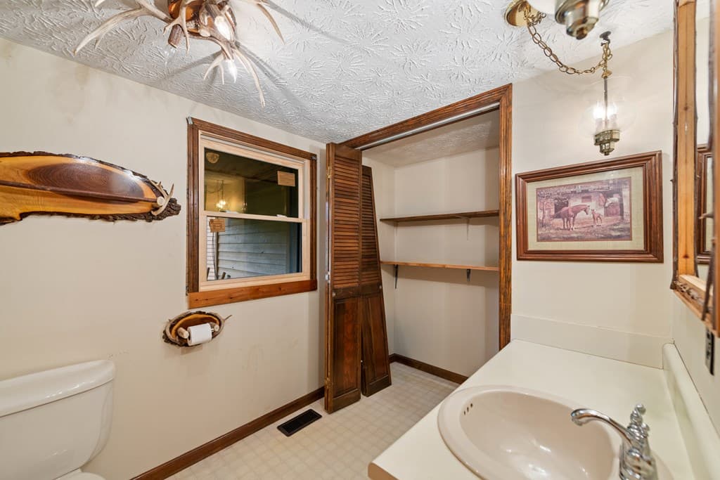 1898 Kimsey Dairy Road, Turtletown TN 37391 - Photo