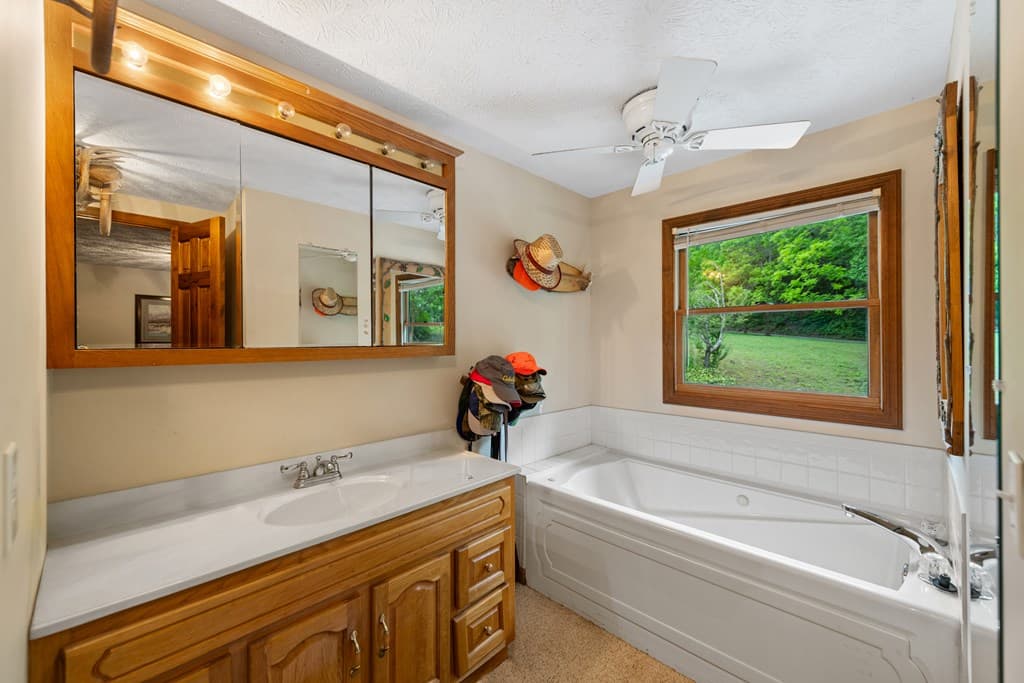 1898 Kimsey Dairy Road, Turtletown TN 37391 - Photo