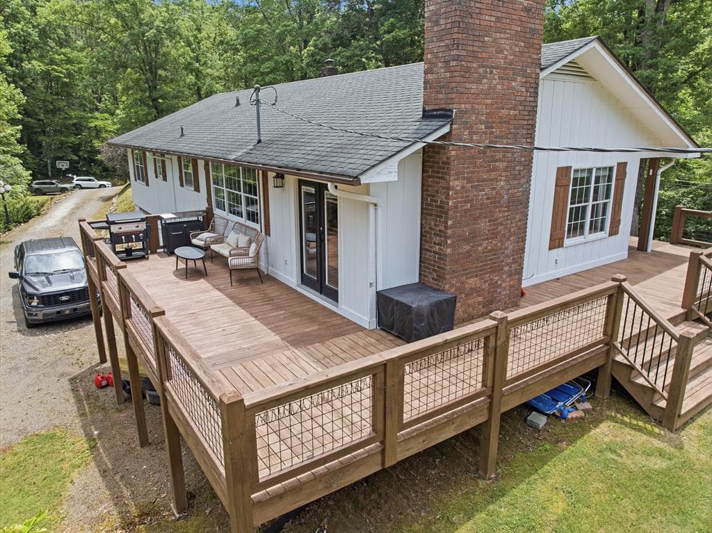 305 White Mountain, Marble NC 28905 - Photo