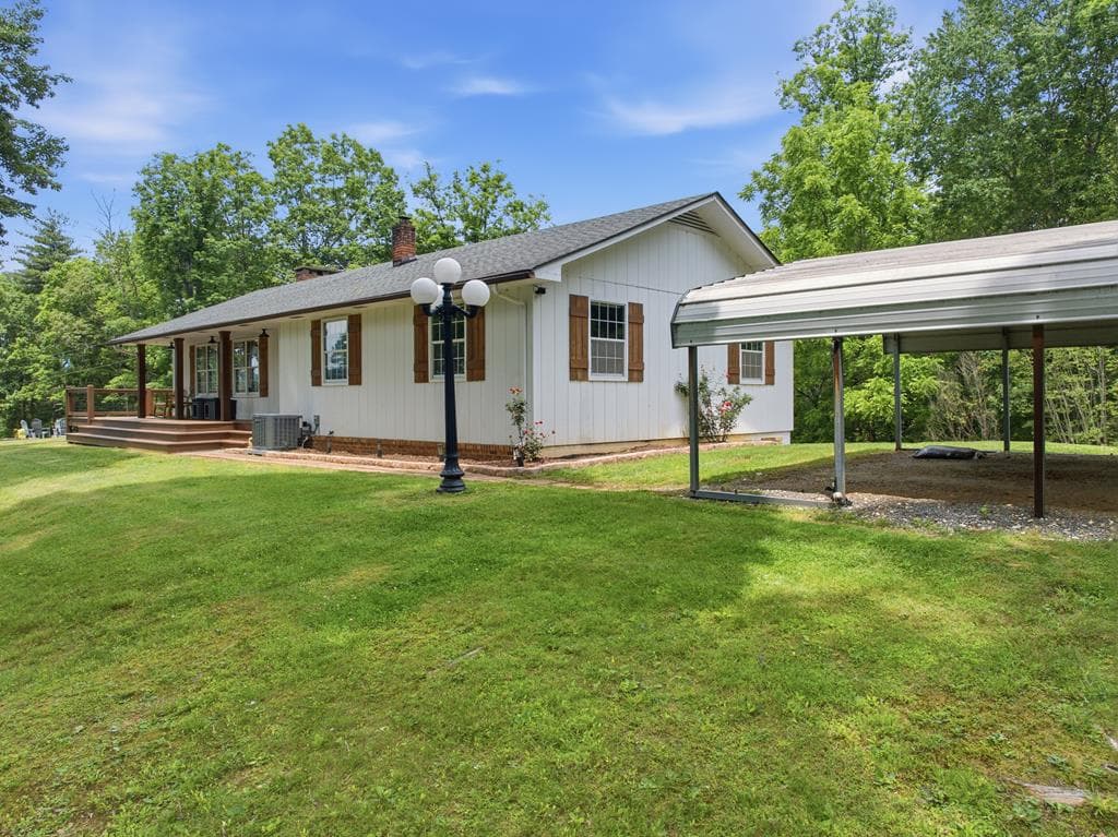 305 White Mountain, Marble NC 28905 - Photo